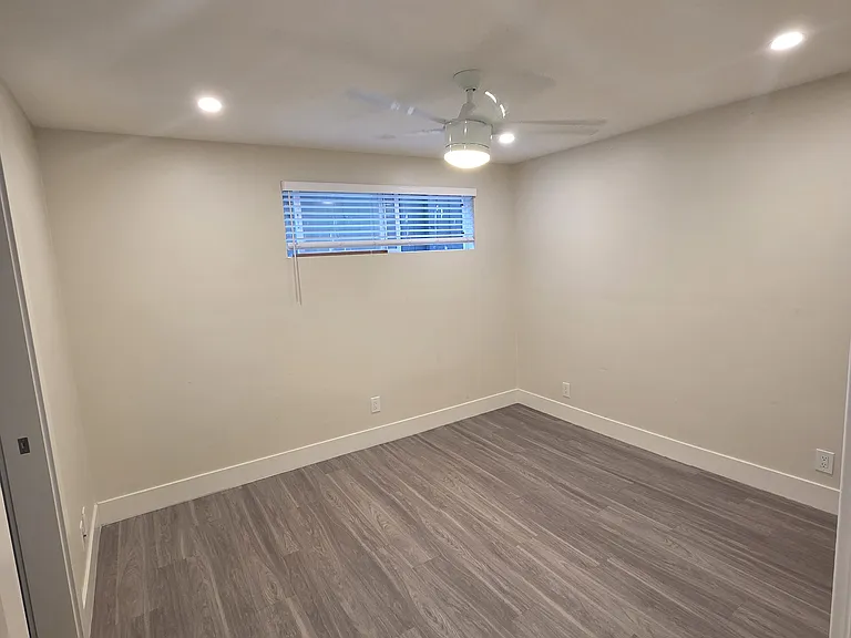 4488 Euclid Ave #23 — Photo 10