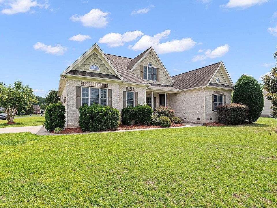 1st image of 533 Grand Prince Ln