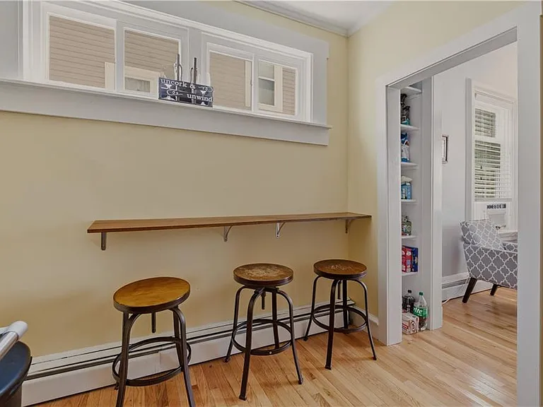 3 Prairie Ave #1 — Photo 6