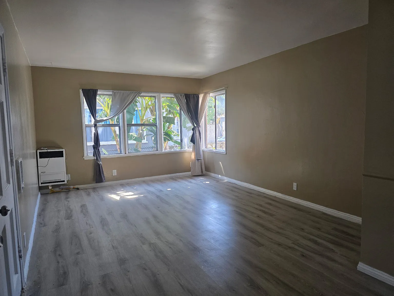 1 bed, 774 sqft, $2,000 — Photo 1