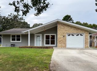 4068 Barkleaf Dr, Virginia Beach, VA 23462