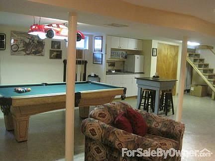 2nd image of 265 E Lakeview Dr