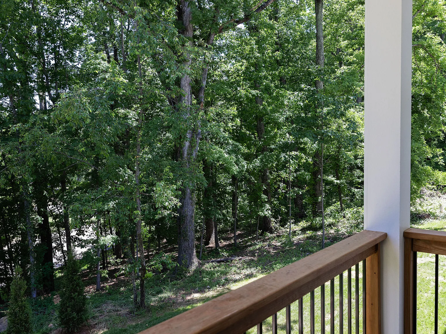 3 bed, 3.5 bath, 2413 sqft, $4,000 — Photo 4