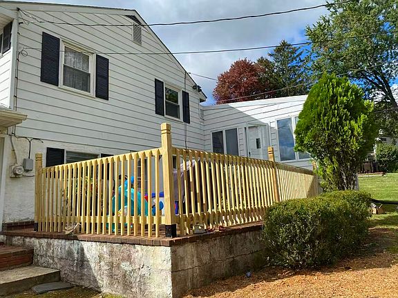 4th image of 312 Spring Ln
