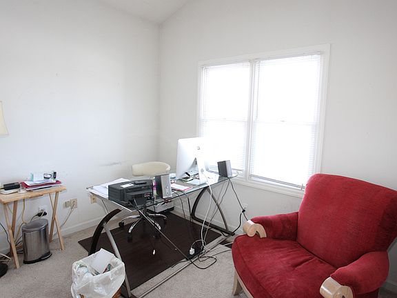4th image of 4288 Fall Lake Dr
