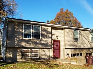 22 Clearview Dr, Spencerport, NY 14559