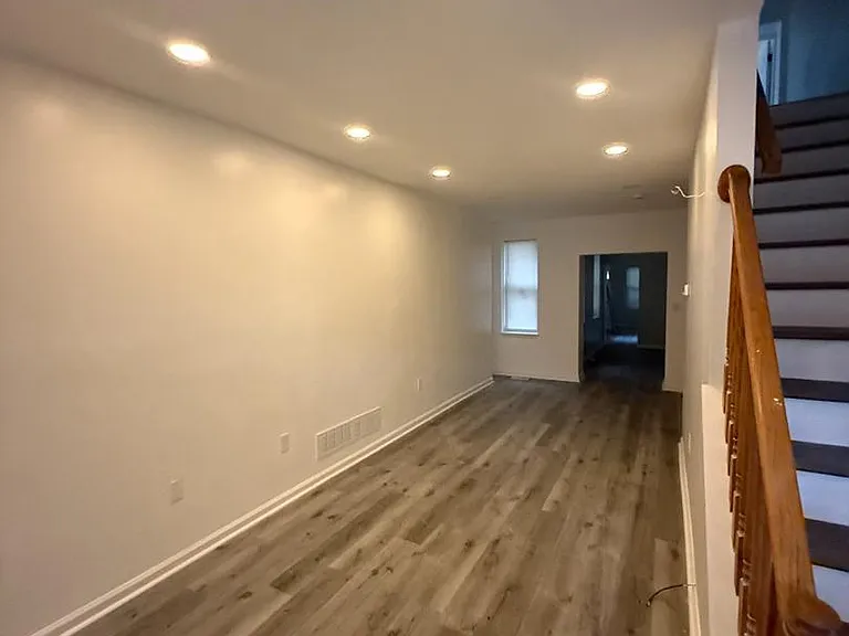 1333 N Walnut St — Photo 3