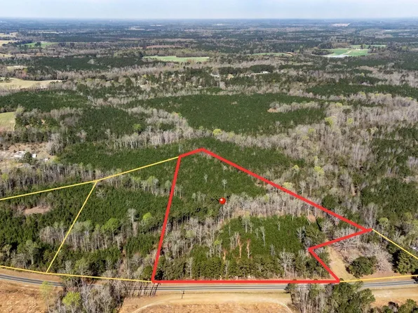 1 White Plains Church Road, Council, NC 28434