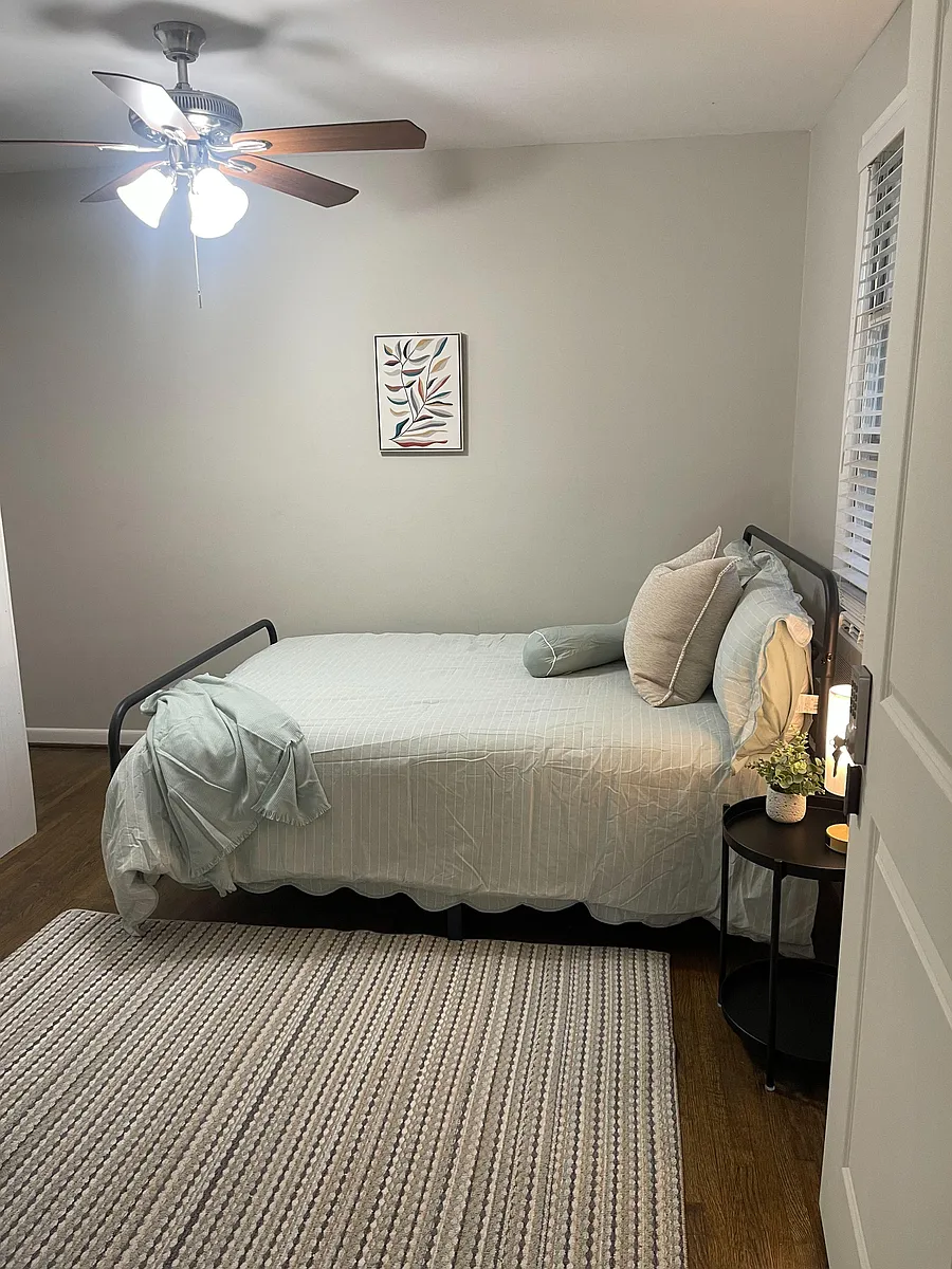 Full size bed with Memory Foam Mattress. - Deramus Ave NW