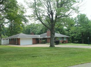 2828 West Dr, Zanesville, OH 43701