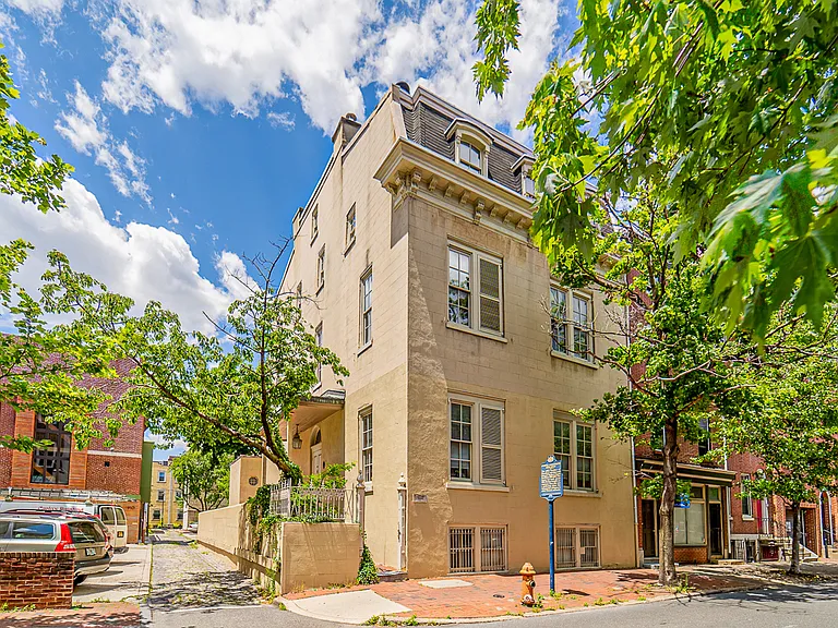260 S 9th St #3R — Photo 10