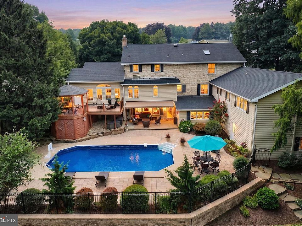 1st image of 701 Hoffman Rd