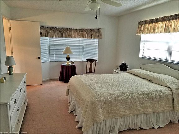 3rd image of 111 Honeycomb Ave