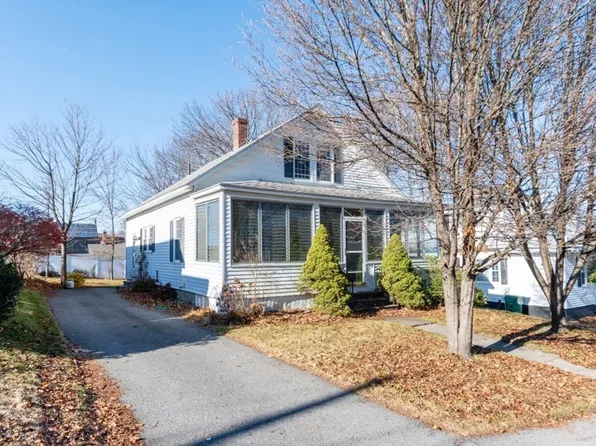 174 Prescott St, Clinton, MA 01510