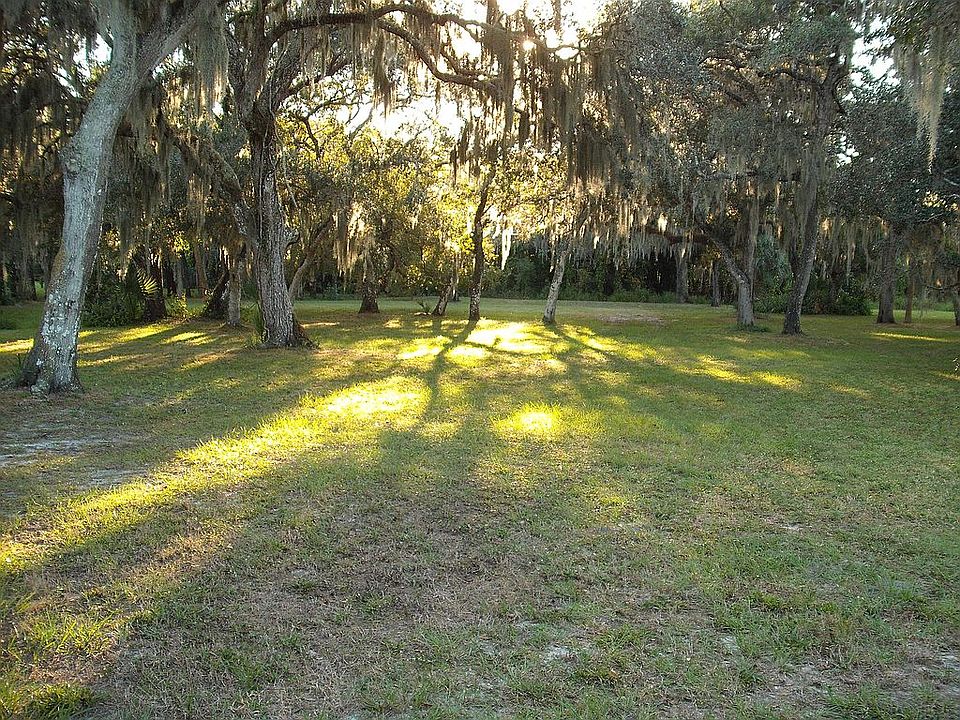 Middle looking West