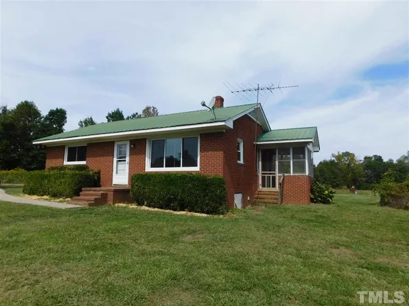 222 Searcy Ln, Staley, NC 27355