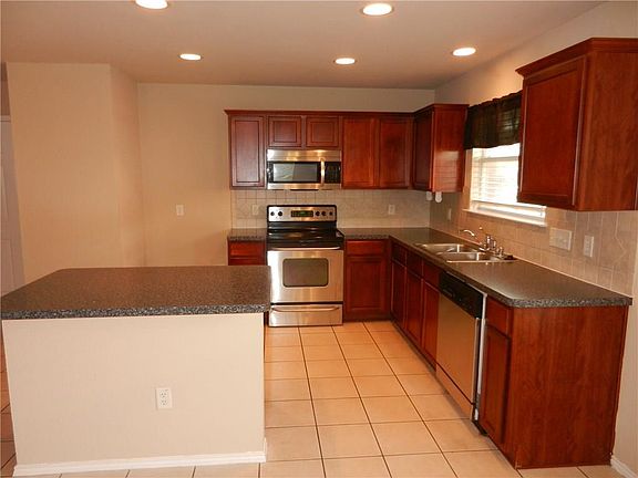 2nd image of 8824 Tumbleweed Dr