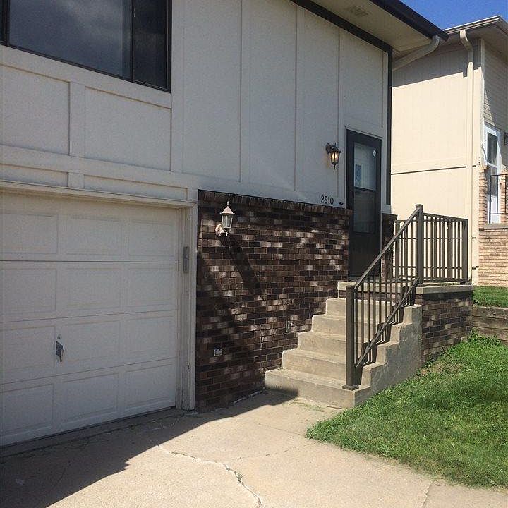 1st image of 2510 Mose Ave