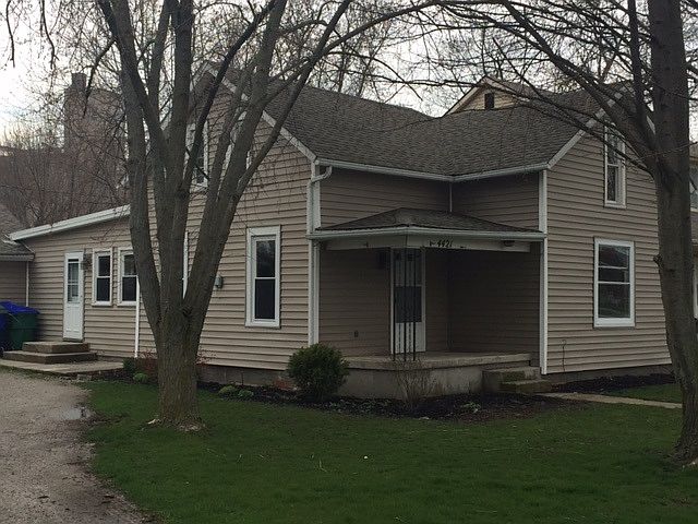 1st image of 4421 Park St