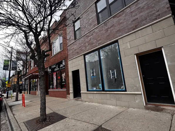 3116 W Montrose Ave, Chicago, IL