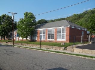19 Linden Ave, Stanhope, NJ 07874