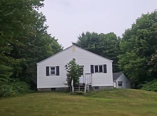 1074 Kennebec Rd, Hampden, ME 04444