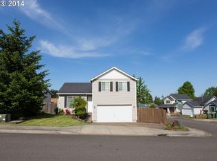 1073 SW Falcon Crest Dr, Dundee, OR 97115