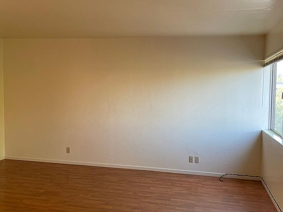 living room / dining room