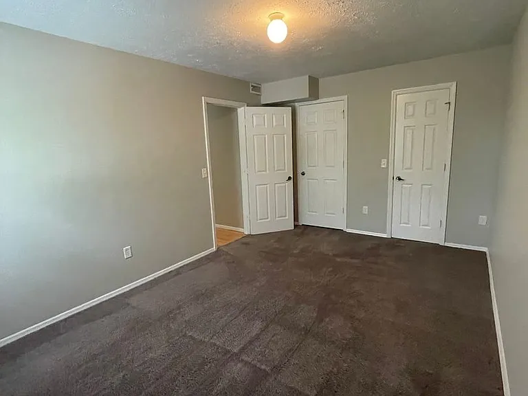 Ironwood Apartments — Photo 17