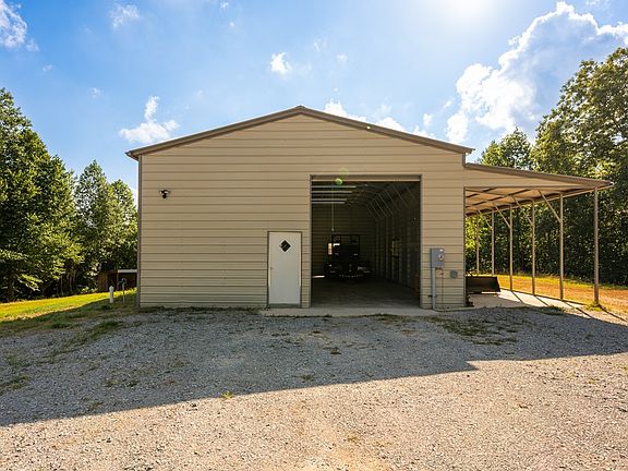 4th image of 8907 Highway 218 Byp