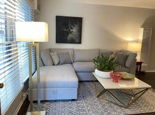 1279 S Cloverdale Ave APT 3, Los Angeles, CA 90019