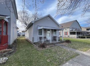 216 Maplewood St, Willard, OH