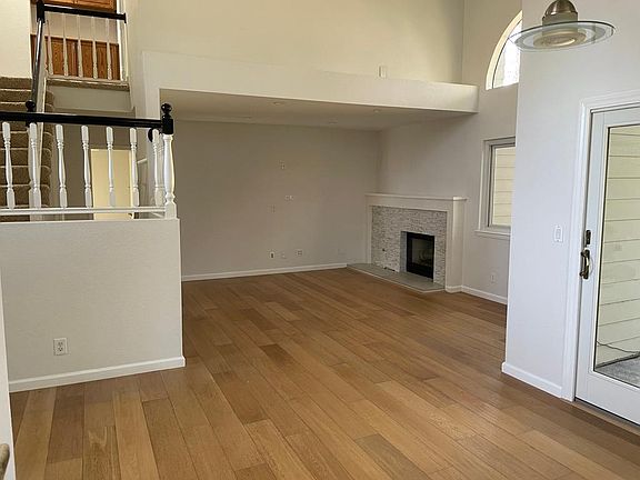 2nd image of 804 Newport Cir