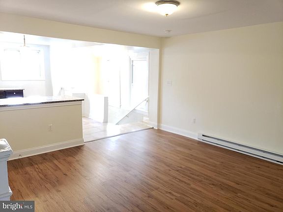 2nd image of 14 Gay St