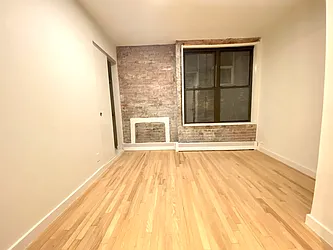 Rented by Nolita Group