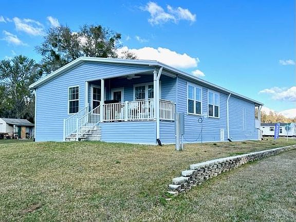 5th image of 5547 Woodford St #1