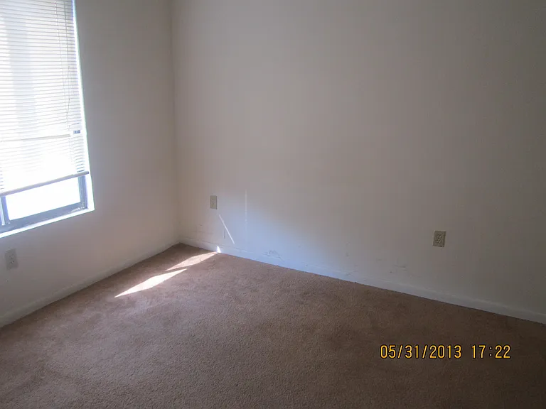 1600 Park Cir #218 — Photo 6