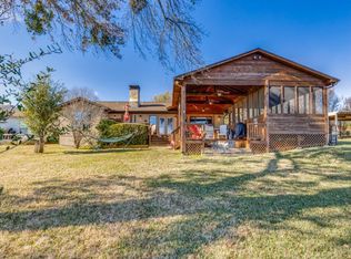 208 Sherwood Shore Dr, Mabank, TX 75156