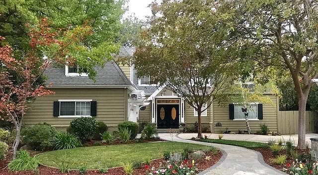 1st image of 12221 Brookglen Dr