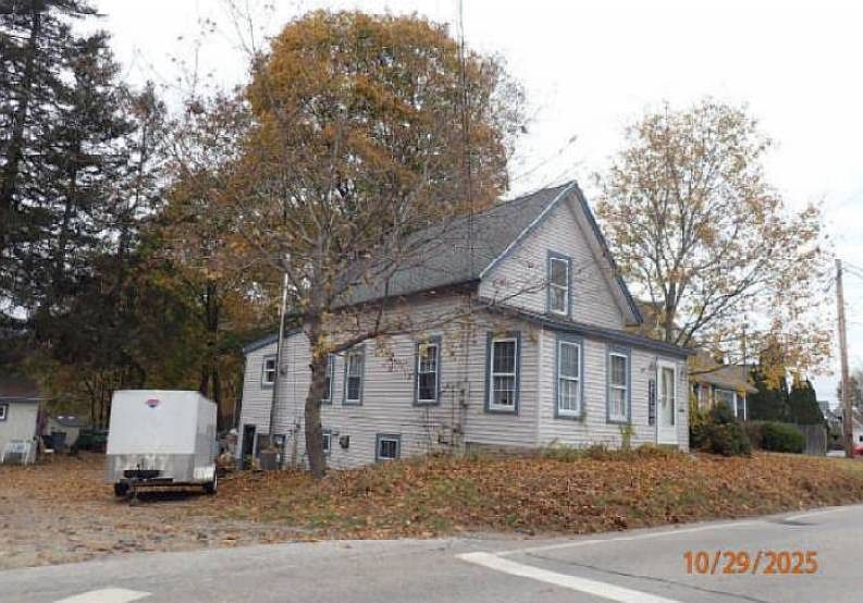 2nd image of 15 West St