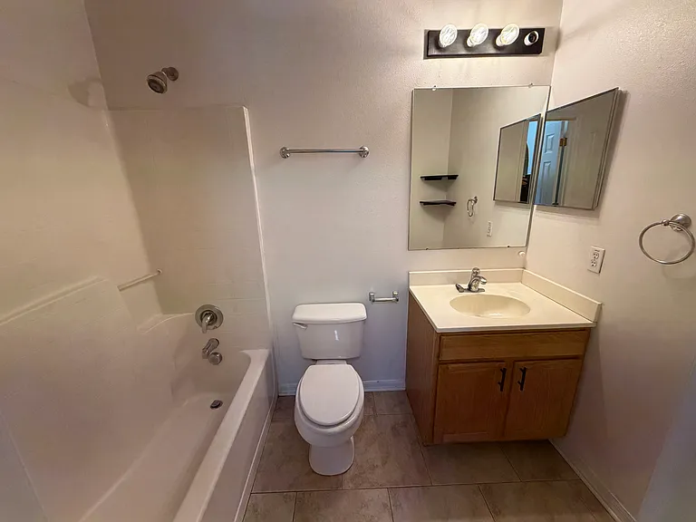 6327 Tabogi Trl — Photo 14