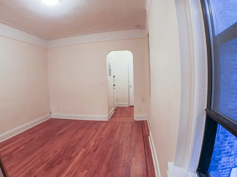 123 E 82nd St #4D — Photo 5
