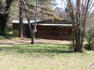1300 Deer Lake Ct, Greensboro, GA 30642