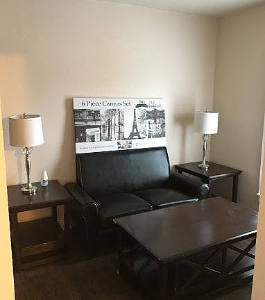 4th image of 1115 W Washington St