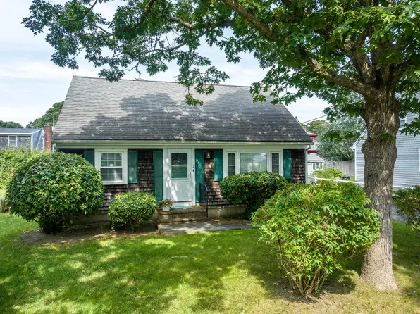 24 Montauk Street, East Falmouth, MA 02536