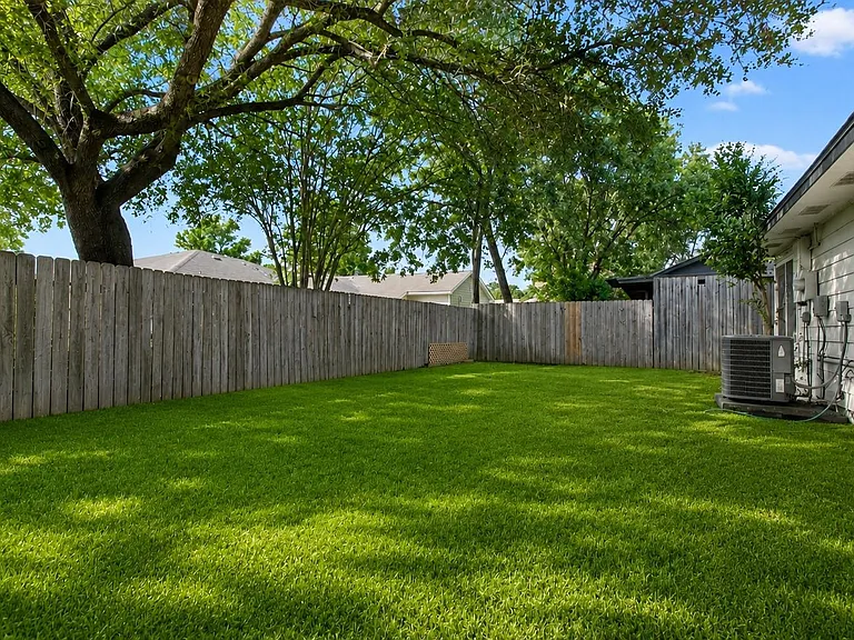 11938 Westwold Dr — Photo 24