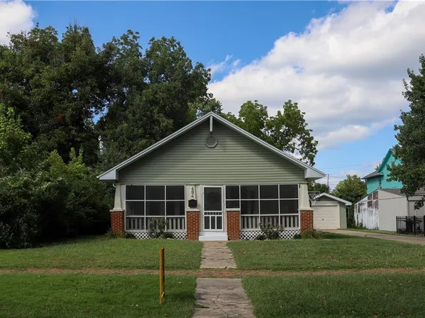 404 W Adams St, Pittsburg, KS 66762