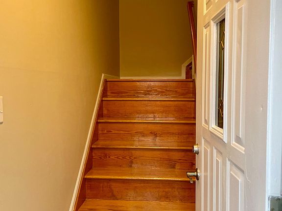 3rd image of 15616 76th St #2