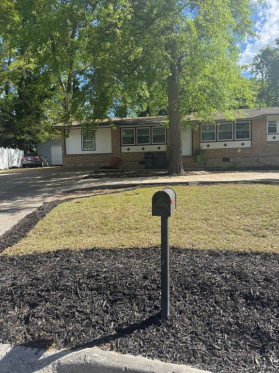 2373 Courtney Cir - Property Image
