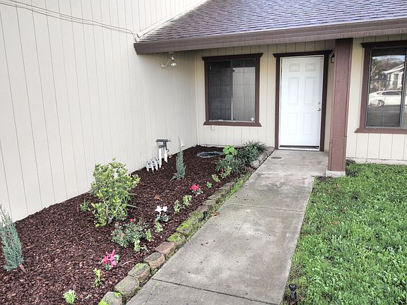 4th image of 4940 Bamford Dr